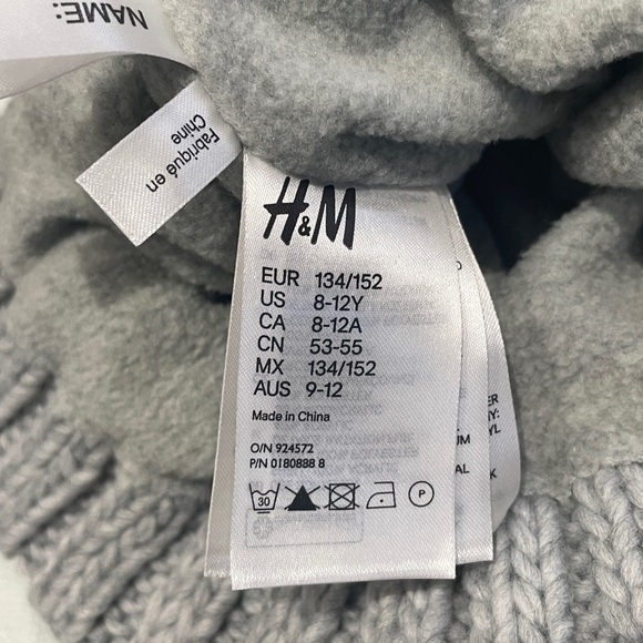 Grey knit H&M beanie - girls size - Picture 2 of 2